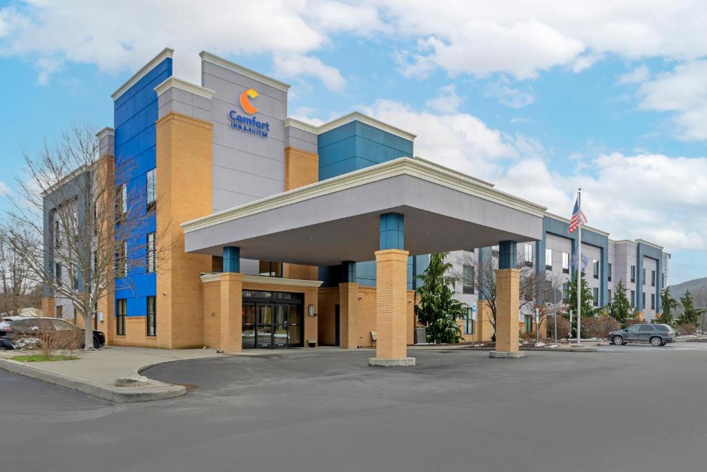 Verblijf: Hotel Elmira, Sayre, PA